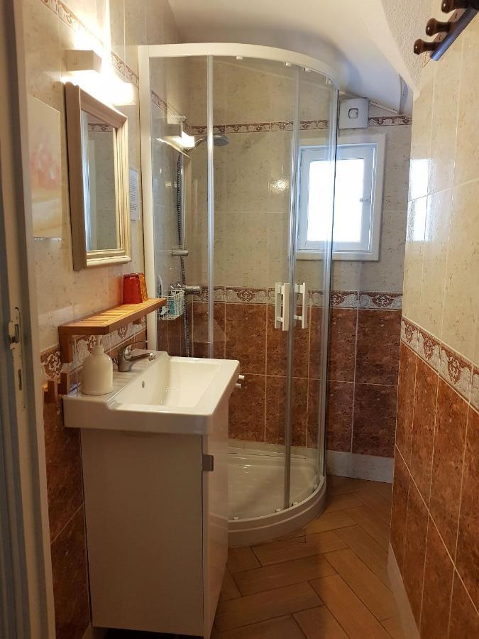 Chambres D'Hotes Et Gites- L'Abri Sous Roche Tautavel Экстерьер фото