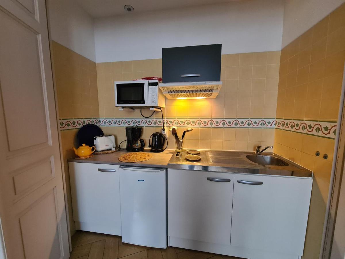 Chambres D'Hotes Et Gites- L'Abri Sous Roche Tautavel Экстерьер фото